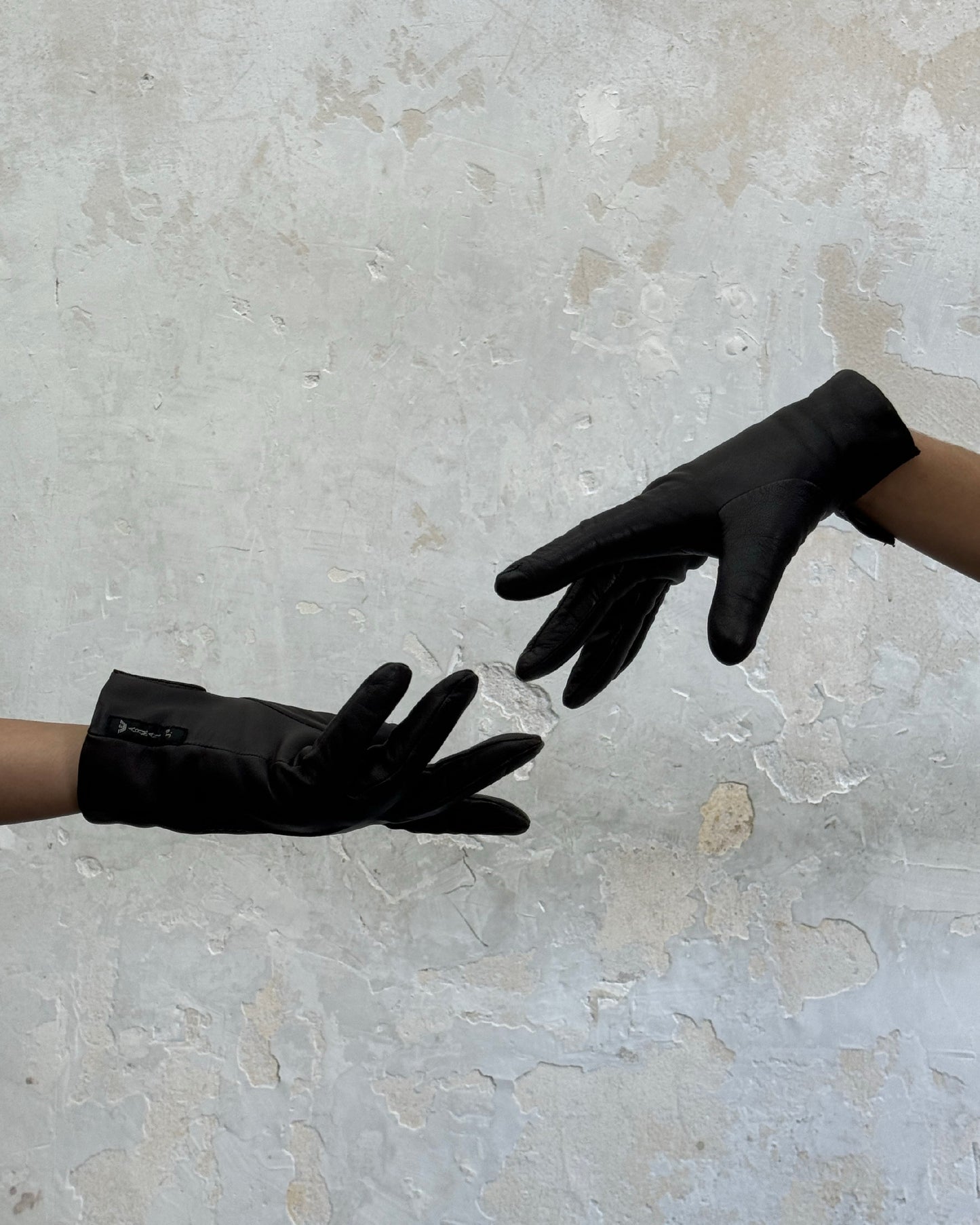 Armani Jeans Gloves