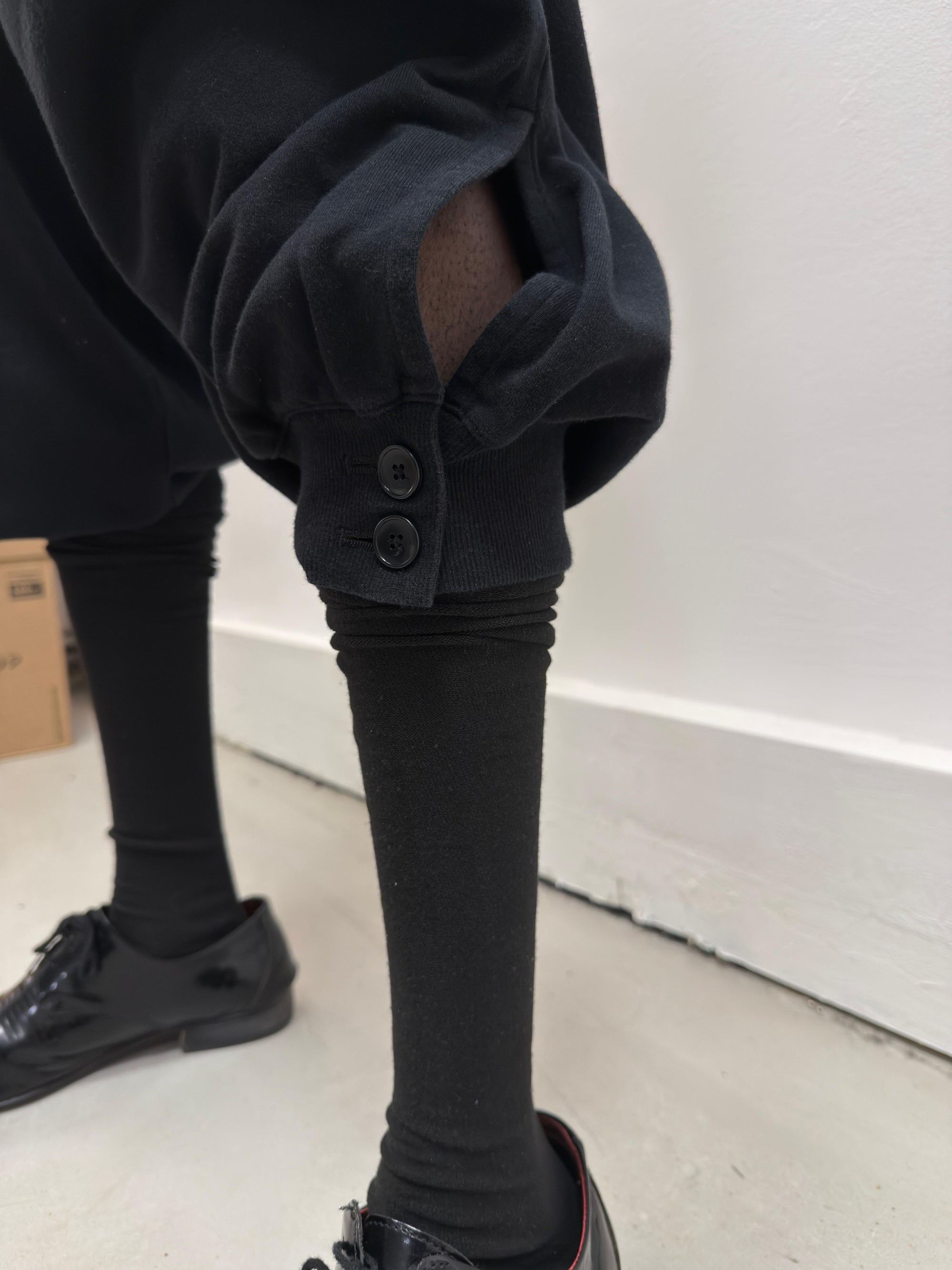 yohji yamamoto three quarter baloon joggers