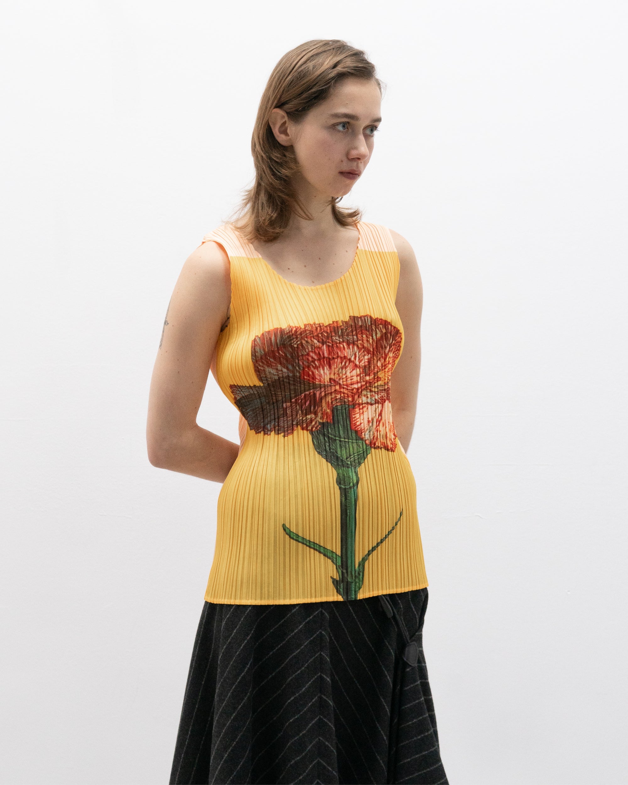 issey miyake pleats please ss00 carnation flower top