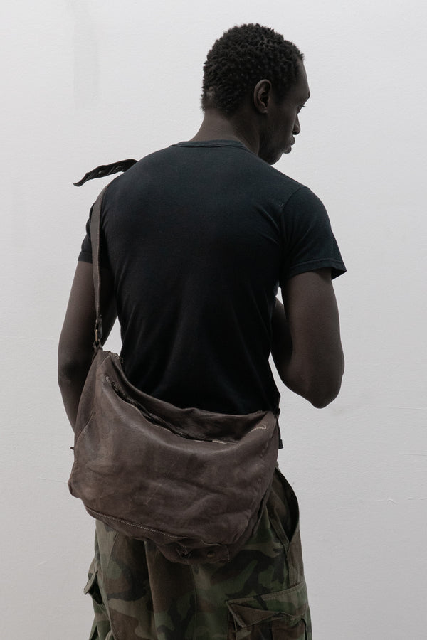 collection privee? leather bag