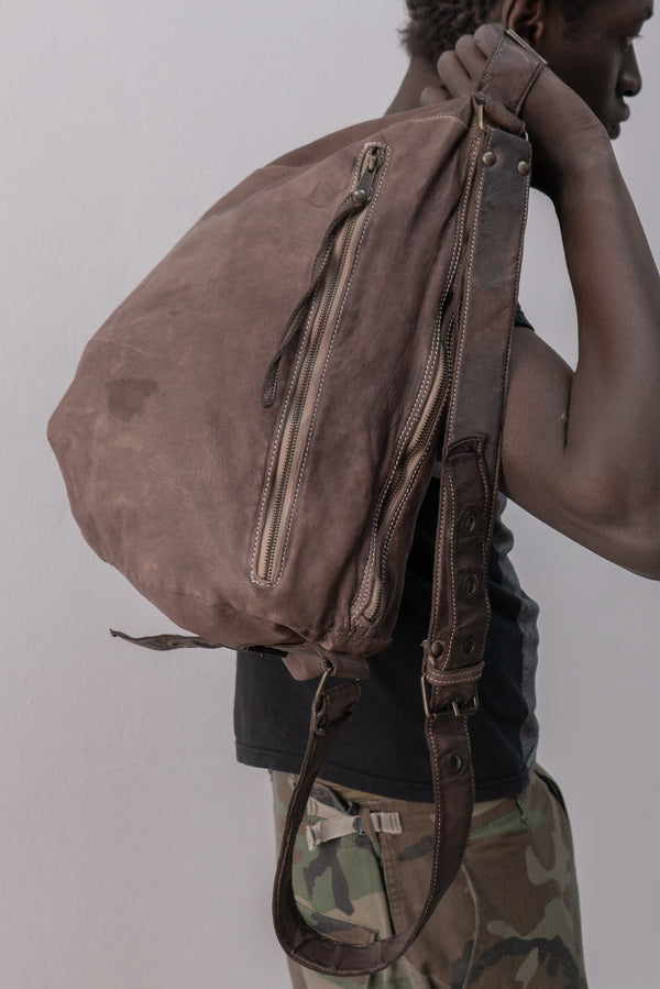collection privee? leather bag