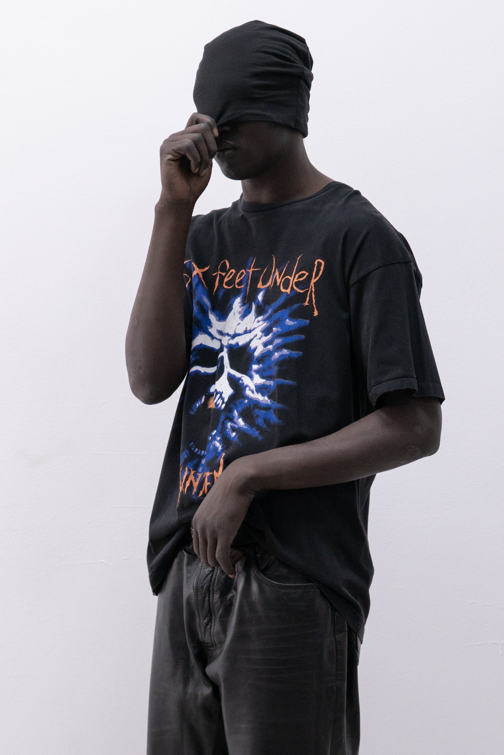 1990s six feet under t-shirt
