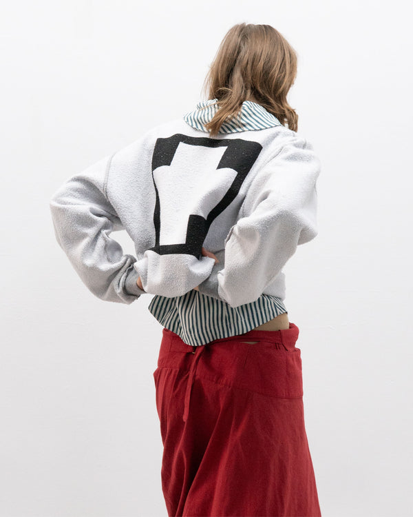 final layer "zweite hand" logo crewneck